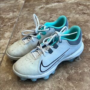 Nike Gray and Blue Sneakers with Streamlined Design